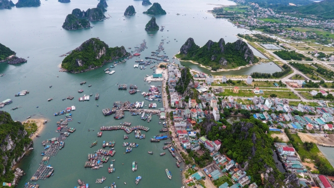 Cảng Cái Rồng nằm ở phía đông thị trấn Cái Rồng, huyện Vân Đồn, tỉnh Quảng Ninh (Nguồn: Internet)