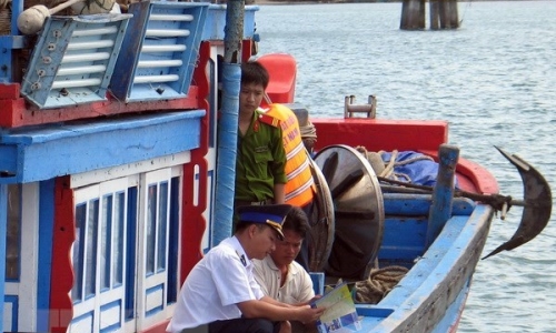 Tăng cường giải pháp chống khai thác hải sản bất hợp pháp