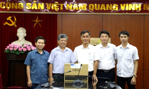 VNPT: Trao tặng máy tính hiện đại cho Ban Tuyên giáo Trung ương