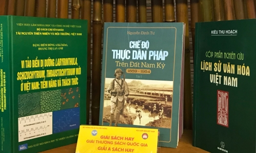 35 tác phẩm được trao Giải thưởng Sách Quốc gia lần thứ nhất