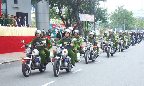 Đề nghị xuất xây dựng Luật Trật tự, an toàn giao thông đường bộ