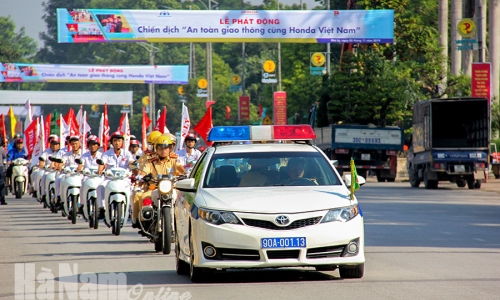Phát động Chiến dịch “An toàn giao thông cùng Honda Việt Nam” lần thứ 4 tại Hà Nam