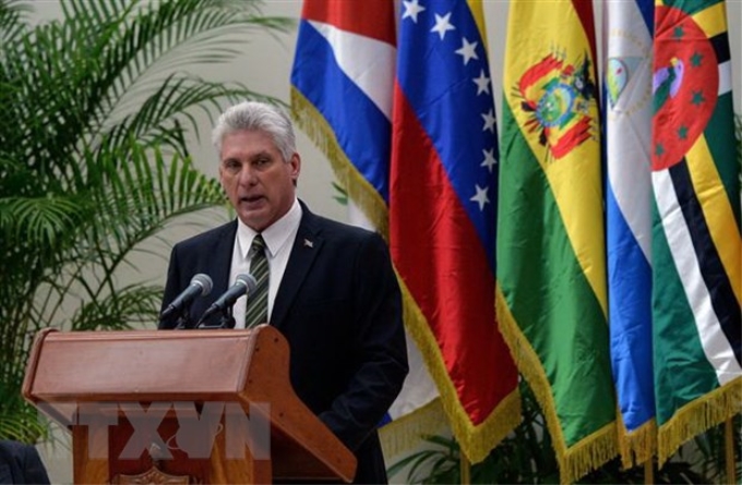 Chủ tịch Cuba Miguel Diaz-Canel phát biểu tại một hội nghị ở La Habana, Cuba. (Ảnh: AFP/TTXVN)