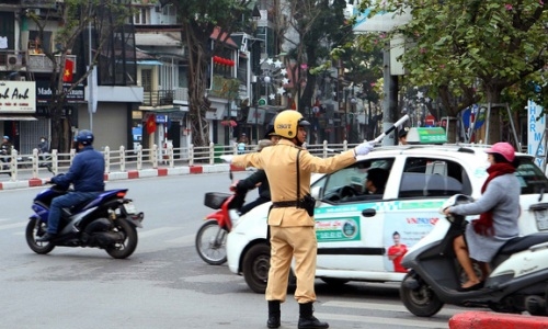 Lực lượng cảnh sát giao thông toàn quốc tập trung bảo đảm trật tự an toàn giao thông trên toàn quốc