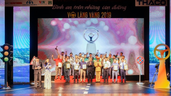 Các cá nhân, tổ chức được vinh danh tại Giải thường "Vô lăng vàng 2019".