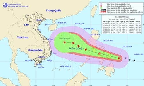 Bão Phanfone giật cấp 14 chính thức vào Biển Đông trở thành bão số 8