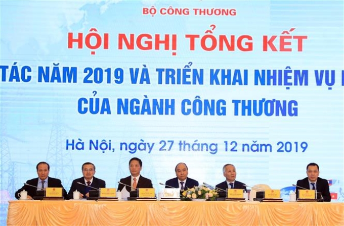 Thủ tướng Nguyễn Xuân Phúc dự Hội nghị tổng kết công tác năm 2019 và triển khai nhiệm vụ năm 2020 của ngành Công Thương. Ảnh: Thống Nhất/TTXVN.