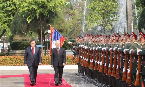 Lễ đón trọng thể Tổng Bí thư, Chủ tịch nước Nguyễn Phú Trọng tại thủ đô Viêng Chăn