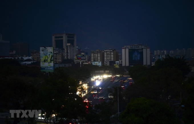 Cảnh mất điện tại Caracas, Venezuela, ngày 8/3/2019. (Nguồn: AFP/TTXVN)