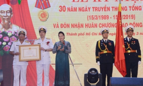 Chủ tịch Quốc hội dự kỷ niệm ngày truyền thống TCT Tân Cảng Sài Gòn