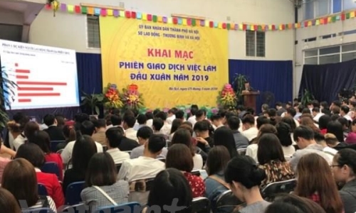 Hà Nội: Hơn 1.300 chỉ tiêu tuyển dụng, tuyển sinh đầu Xuân