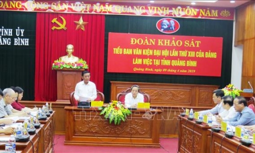 Đoàn Tiểu ban Văn kiện Đại hội XIII làm việc với Ban Thường vụ Tỉnh ủy Quảng Bình