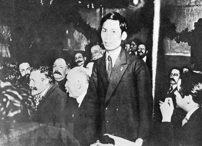 Chàng thanh niên yêu nước Nguyễn Ái Quốc phát biểu tại Đại hội đại biểu toàn quốc lần thứ XVIII Đảng Xã hội Pháp ở thành phố Tours, ngày 26/12/1920. (Ảnh minh họa: Tư liệu TTXVN)