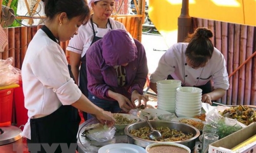 Quảng bá văn hóa ẩm thực và du lịch Việt Nam tại Công viên Thống nhất