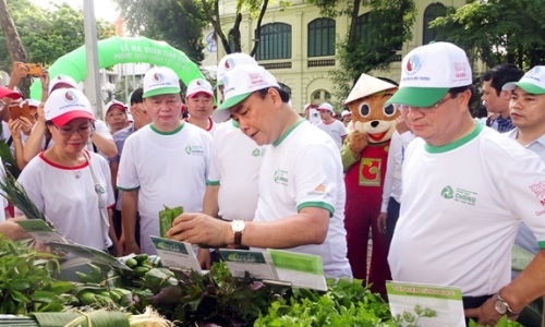 Thủ tướng Nguyễn Xuân Phúc phát động Lễ ra quân toàn quốc phong trào chống rác thải nhựa