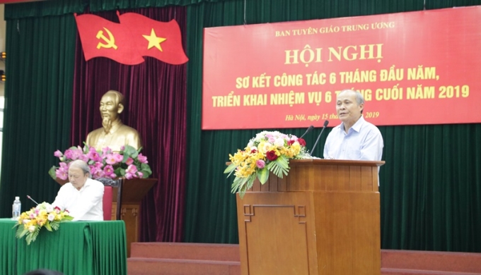 Đồng chí Trần Viết Lưu: Sự phối hợp giữa các vụ, đơn vị trong Ban thể hiện ở 6 nội dung.