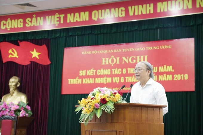 Đồng chí Võ Văn Phuông: Cần tăng cường giám sát đảng viên trong chi bộ, đảng bộ bộ phận.