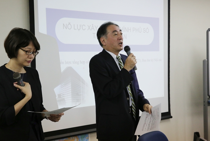 Ông Kinomoto Hiroyuki, Giám đốc JICA Tokyo chào đón Đoàn công tác - Ảnh: VGP/Gia Huy