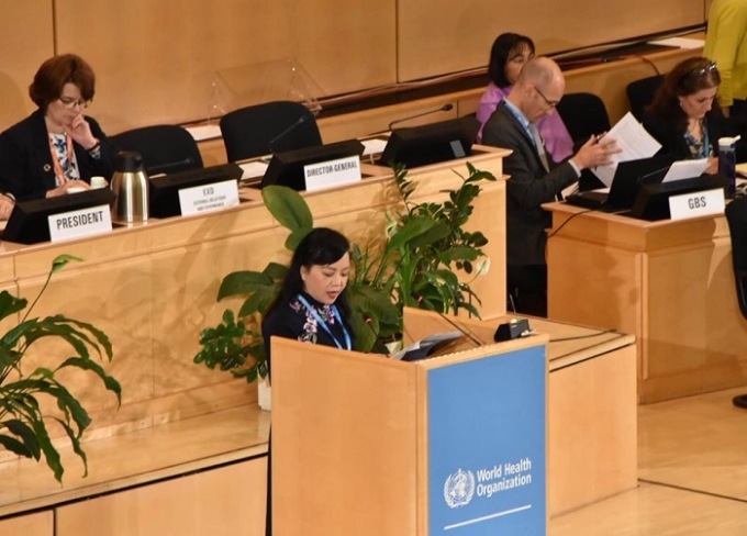 Bộ trưởng Y tế Nguyễn Thị Kim Tiến phát biểu tại phiên họp toàn thể Đại hội đồng Y tế Thế giới, ngày 21/5 tại Geneva,  Thụy Sĩ.
