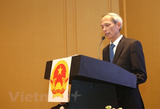 Đại sứ Việt Nam tại Argentina Đặng Xuân Dũng phát biểu tại buổi lễ. (Ảnh: Hoài Nam/TTXVN)