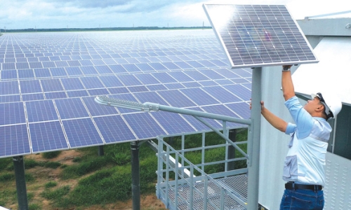 EVNSPC hoan nghênh dự án điện mặt trời Dầu Tiếng