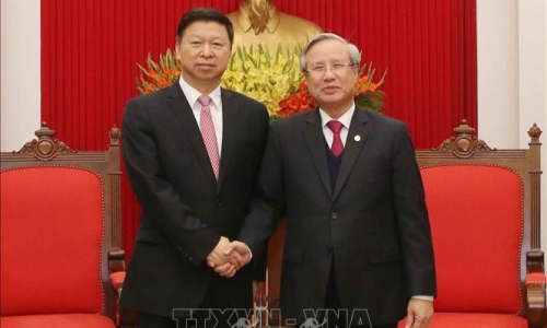 Thường trực Ban Bí thư tiếp Đoàn Đại biểu Đảng Cộng sản Trung Quốc