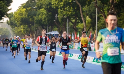Giải chạy marathon ASEAN ‘Đón bình minh, chào bình thường mới’