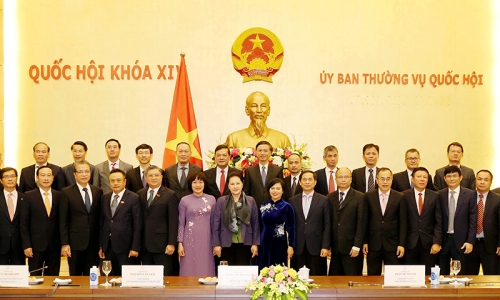 Chủ tịch Quốc hội Nguyễn Thị Kim Ngân tiếp các đại sứ, trưởng cơ quan đại diện Việt Nam tại nước ngoài