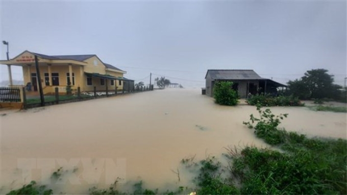 Nước lũ gây ngập lụt tại xã Cam Thụy, huyện Cam Lộ, Quảng Trị. (Ảnh: Hồ Cầu/TTXVN)