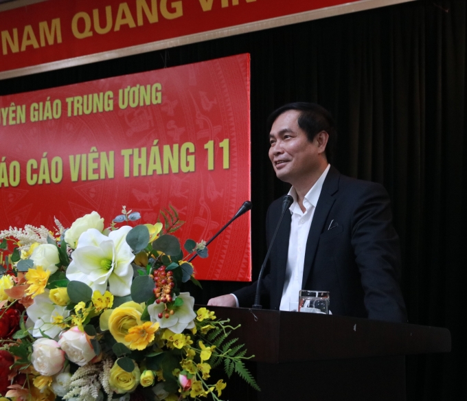 Đồng chí Phan Xuân Thủy, Phó Trưởng ban Tuyên giáo Trung ương phát biểu tại hội nghị. (Ảnh: TA)