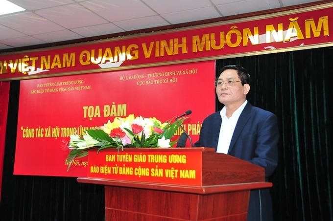 TS Trần Doãn Tiến, Tổng Biên tập Báo điện tử Đảng Cộng sản Việt Nam phát biểu tại tọa đàm