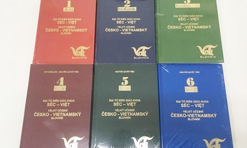 Đại từ điển Giáo khoa Séc-Việt giành Giải thưởng Từ điển năm 2020