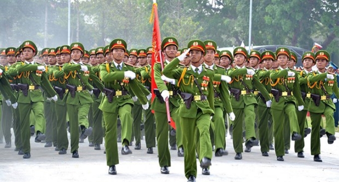 Công an của ta là công an nhân dân, vì dân mà phục vụ và dựa vào nhân dân mà làm việc. (Nguồn: cand.com.vn)