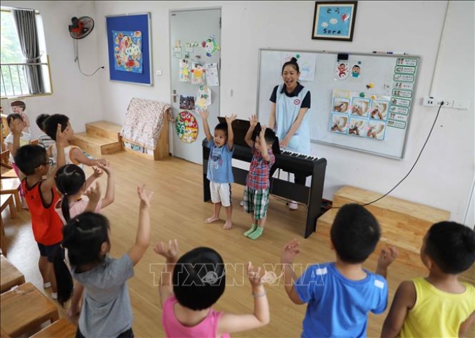 Trẻ mầm non được chăm sóc, giáo dục tại Trường Quốc tế Nhật Bản. Ảnh: Thanh Tùng/TTXVN