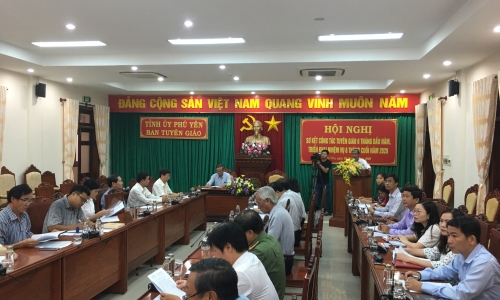 Phú Yên: Tiếp tục đẩy mạnh công tác tuyên truyền đại hội đảng bộ các cấp
