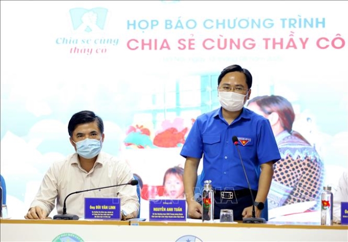 Đồng chí Nguyễn Anh Tuấn, Bí thư Thường trực Trung ương Đoàn, Chủ tịch Trung ương Hội LHTN Việt Nam trả lời các câu hỏi của phóng viên. Ảnh: Văn Điệp/TTXVN