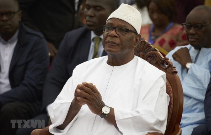 Tổng thống Mali Ibrahim Boubacar Keita (giữa) tại một sự kiện chính trị ở thủ đô Bamako. (Ảnh: AFP/TTXVN)