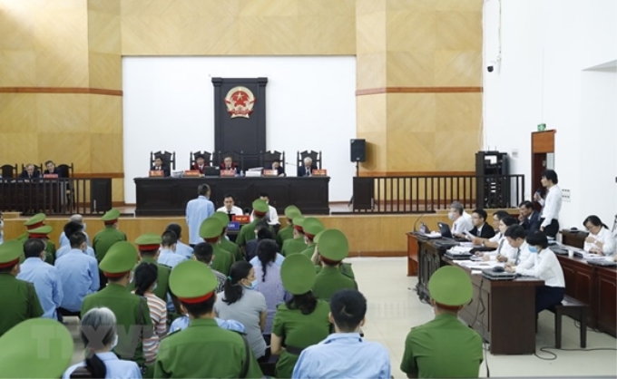 Toàn cảnh phiên tòa xét xử vụ án tại xảy ra tại thôn Hoành, xã Đồng Tâm, huyện Mỹ Đức, thành phố Hà Nội. Ảnh: TTXVN