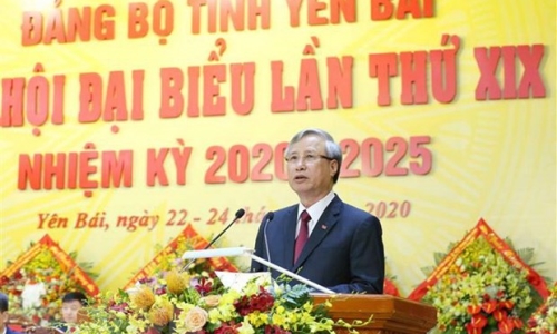 Đồng chí Trần Quốc Vượng dự khai mạc Đại hội Đảng bộ tỉnh Yên Bái