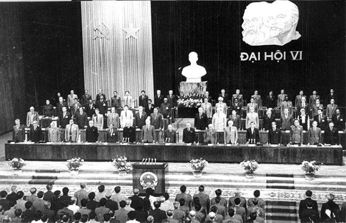Đại hội VI của Đảng (họp tại Hà Nội từ ngày 15 đến 18/12/1986) đã xác định phải đổi mới về nhiều mặt: đổi mới tư duy, trước hết là tư duy kinh tế, đổi mới tổ chức; đổi mới đội ngũ cán bộ; đổi mới phong cách lãnh đạo và công tác). (Ảnh minh họa).