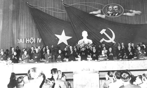Tháng 12-1976: Đại hội đại biểu toàn quốc lần thứ IV của Đảng
