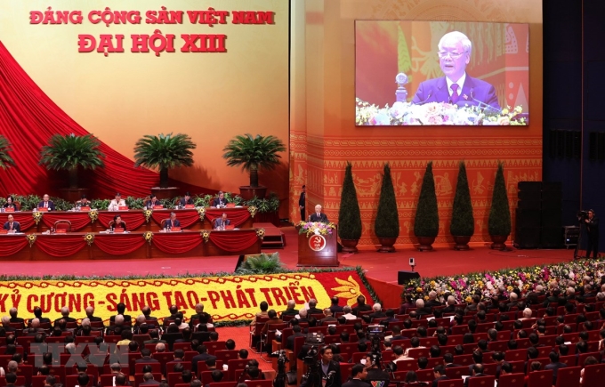 Đồng chí Nguyễn Phú Trọng, Tổng Bí thư Ban Chấp hành Trung ương Đảng, Chủ tịch nước CHXHCN Việt Nam đọc Báo cáo chính trị của Ban Chấp hành Trung ương Đảng khóa XII và các văn kiện trình Đại hội.