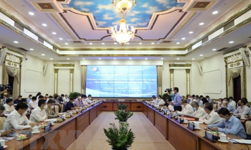 Xây dựng lộ trình phục hồi và phát triển kinh tế TP Hồ Chí Minh