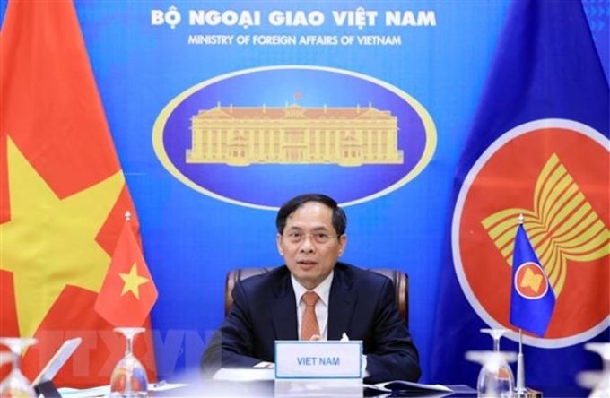 Bộ trưởng Ngoại giao Bùi Thanh Sơn dự Hội nghị Bộ trưởng Ngoại giao ASEAN. (Ảnh: Lâm Khánh/TTXVN)