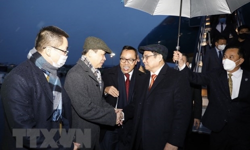 Thủ tướng gặp mặt cộng đồng người Việt Nam tại Anh và Ireland
