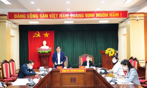 Phó Trưởng ban Tuyên giáo Trung ương Phan Xuân Thủy làm việc với Tỉnh ủy Tuyên Quang