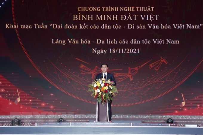 Chủ tịch Quốc hội Vương Đình Huệ phát biểu. (Ảnh: Doãn Tấn/TTXVN)