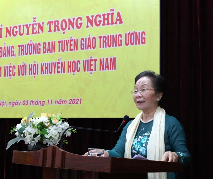 GS. TS. Nguyễn Thị Doan, Chủ tịch Hội Khuyến học Việt Nam phát biểu tại buổi làm việc. (Ảnh: TA)