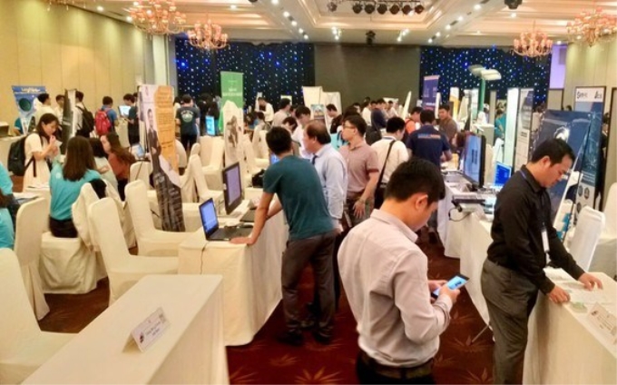 Các gian hàng triển lãm tại Tuần lễ Đổi mới sáng tạo và khởi nghiệp Thành phố Hồ Chí Minh năm 2019. (Nguồn: khoinghiepsangtao.vn)