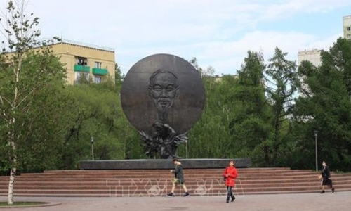 Câu chuyện độc đáo bên tượng đài Bác Hồ ở thủ đô nước Nga